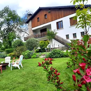 https://chambre-dhotes-pres-de-saint-girons-le-jardin-de-moulis.midi-pyreneeshotels.com