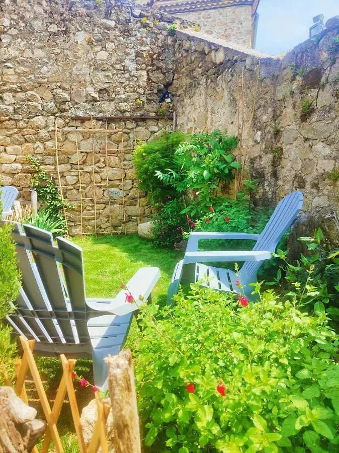 Bed & Breakfast Les Reves D'Eglantine Et D'Augusta Chambres Et Gites Saint-Cyr
